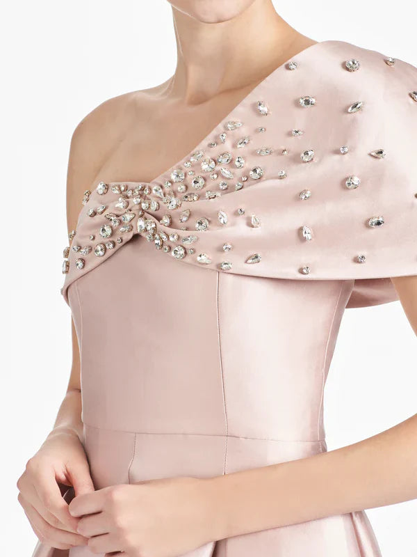 Abiti da sposa a trapezio/principessa, con una spalla fino al pavimento